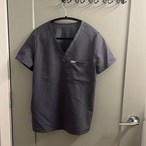 FIGS grey scrub top size small